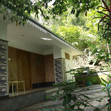 Nature Villa Anachal Exterior photo