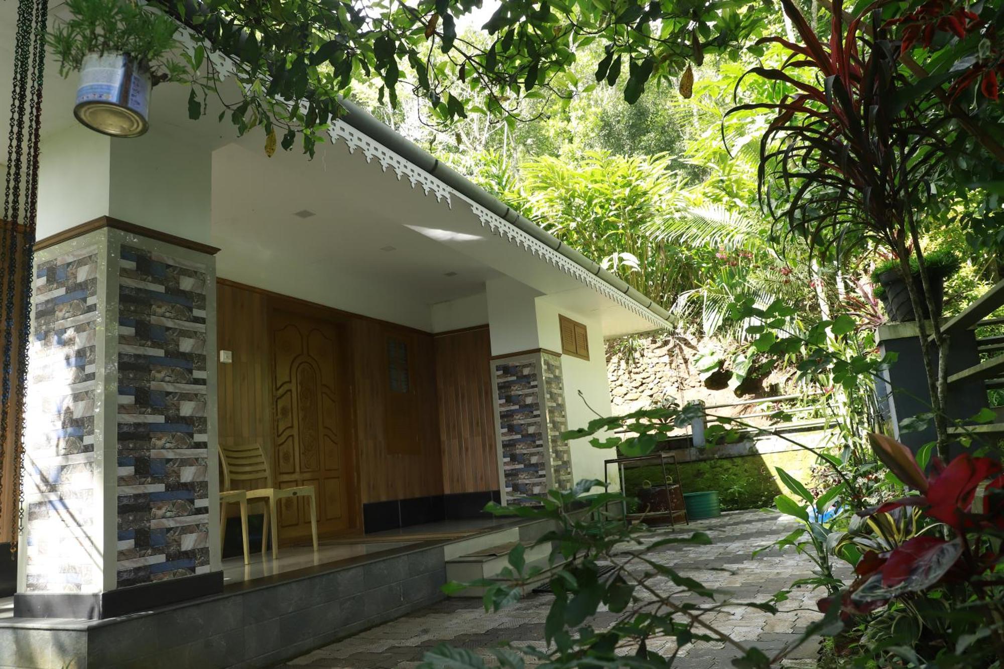Nature Villa Anachal Exterior photo